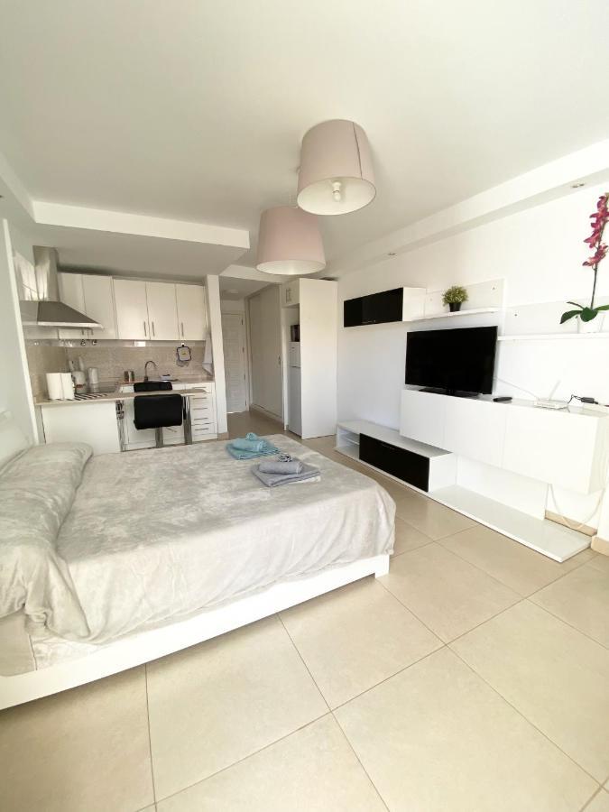 Aloha Summerland Vip Studio Sea & Pool View Los Cristianos  Eksteriør billede